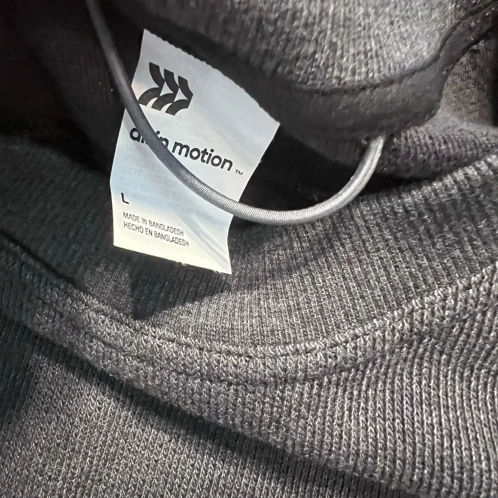 All In Motion Men's Crewneck Sweater Size Large Gray/Blue Preowned